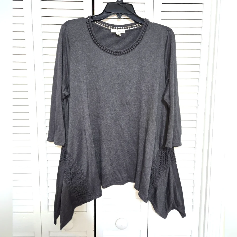 JohnPaulRichard Women's L Boho Shark Bite Top